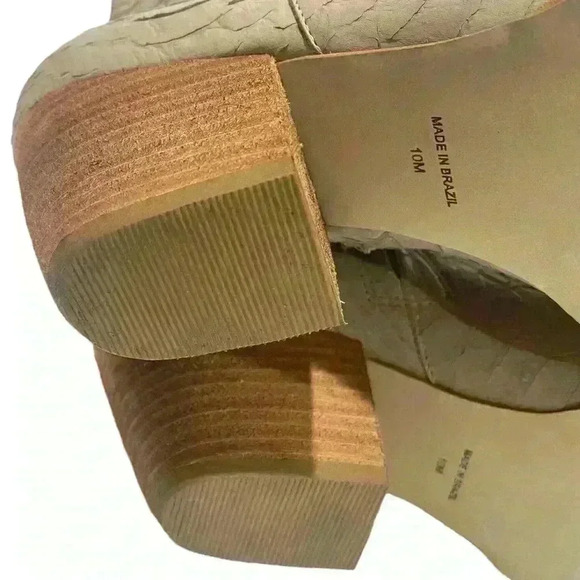 Matisse Caty Women’s Ivory Snake Embossed Leather AnkleSide Zip Pointed Toe 10 M - Picture 9 of 11